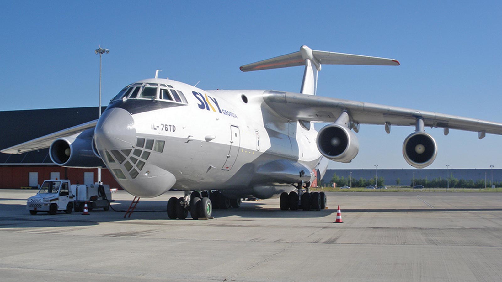 ‎A Sanctioned Russian Ilyushin Il-76 Lands in Venezuela After a Transcontinental Journey
